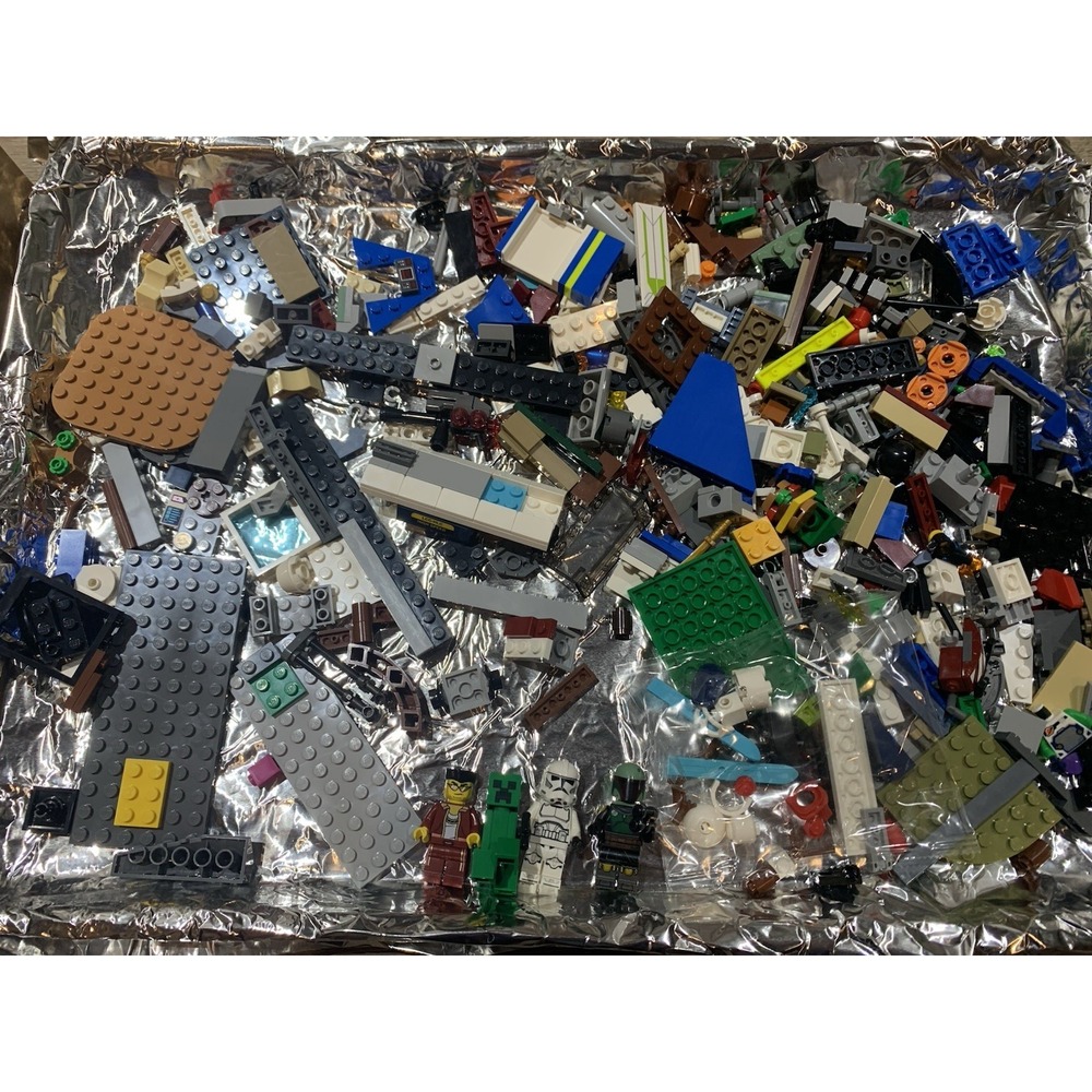 LEGO Lot Includes Minifigures Bricks Parts Collection Star Wars Building Bulk G